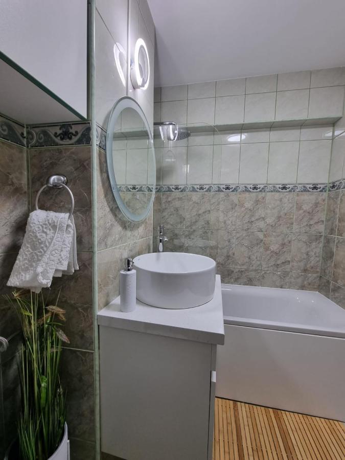 Clau Home Хунедоара Экстерьер фото