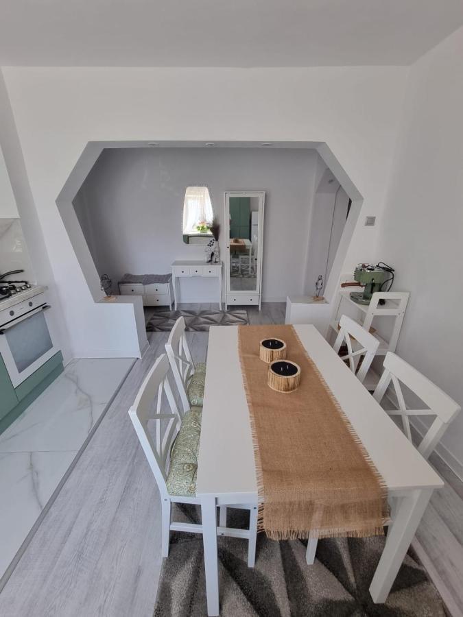 Clau Home Хунедоара Экстерьер фото