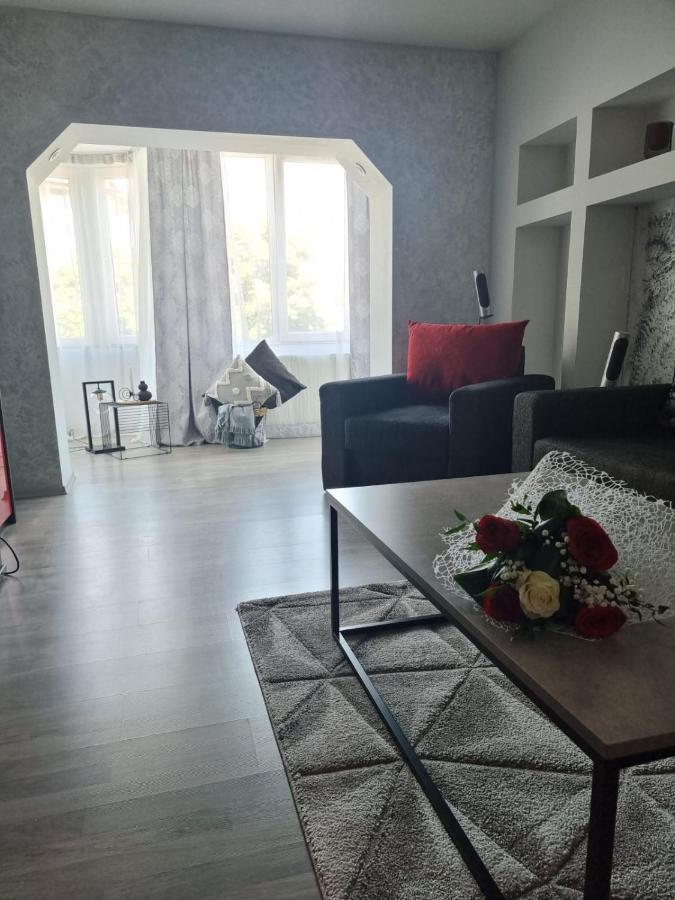 Clau Home Хунедоара Экстерьер фото